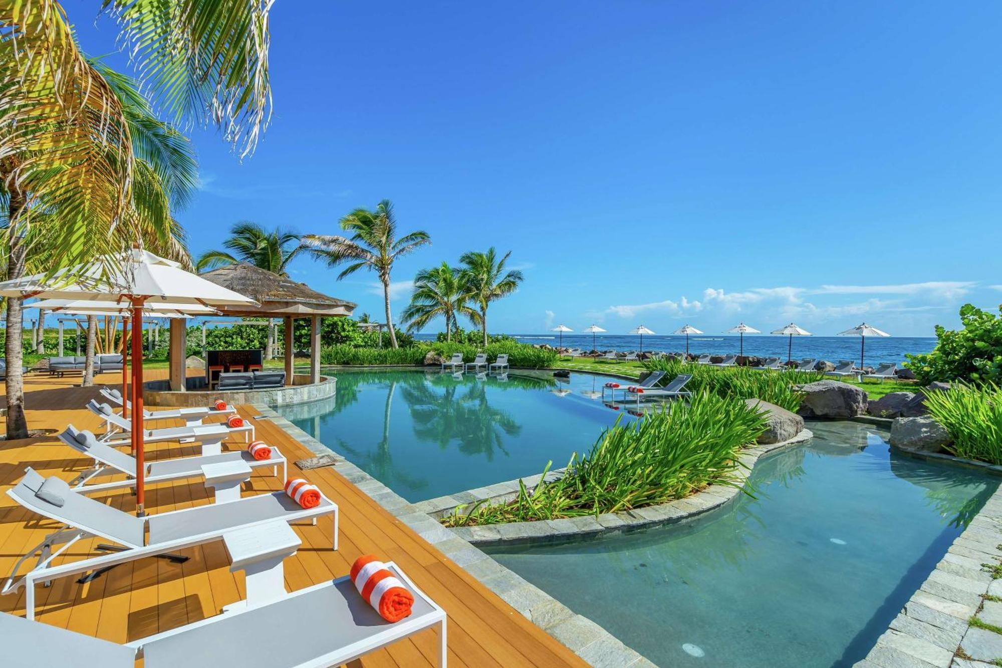 Koi Resort Saint Kitts, Curio Collection By Hilton Бастер Экстерьер фото