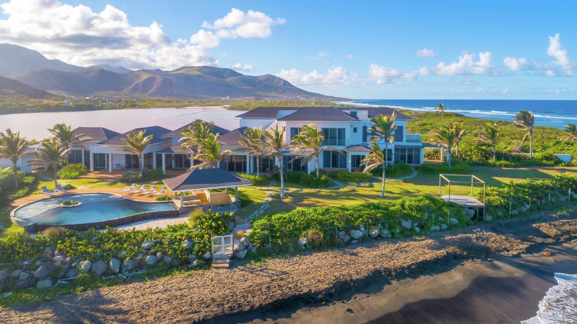 Koi Resort Saint Kitts, Curio Collection By Hilton Бастер Экстерьер фото